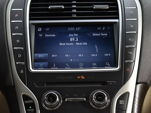 Used 2020 Lincoln Nautilus Reserve w/ Equipment Group 201A AWD/4WD image 17
