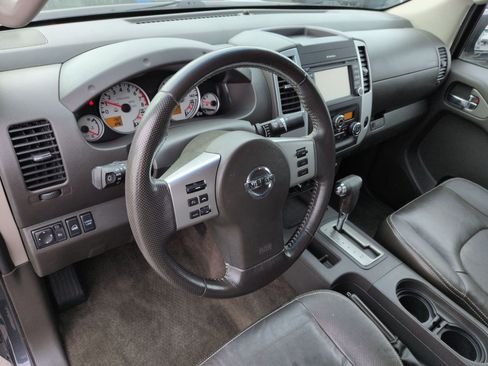 Used 2015 Nissan Frontier PRO-4X w/ Pro-4x Luxury Package image 16