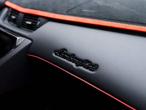 Used 2019 Lamborghini Aventador SVJ image 71