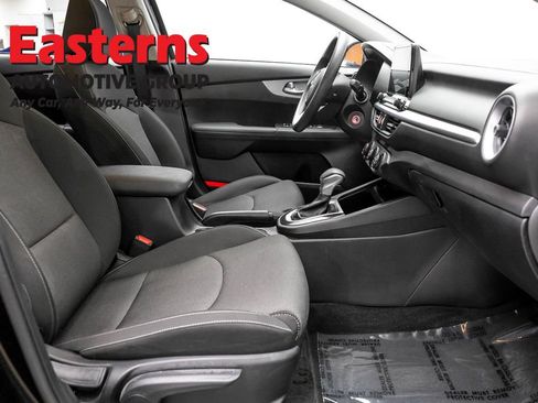 Used 2024 Kia Forte LXS FWD image 23