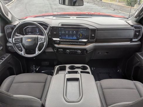 Used 2025 Chevrolet Silverado 1500 LT image 16