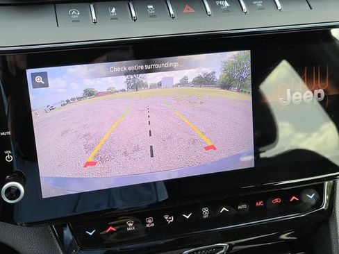 New 2026 Jeep Grand Cherokee L 2WD image 16