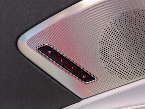 New 2026 Chevrolet Corvette 2LT w/ Chrome Exterior Badge Package image 11