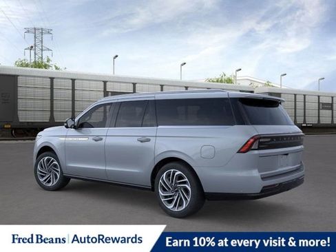 New 2026 Lincoln Navigator L Reserve AWD/4WD image 4