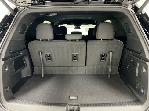 Used 2024 Chevrolet Traverse LS w/ Midnight/Sport Edition image 25