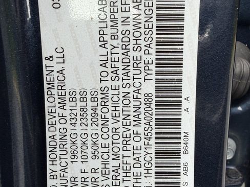 Used 2025 Honda Accord SE image 32