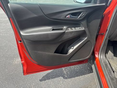Used 2020 Chevrolet Equinox LT AWD/4WD image 12