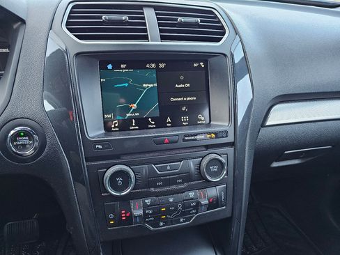 Used 2018 Ford Explorer XLT w/ Equipment Group 202A image 51