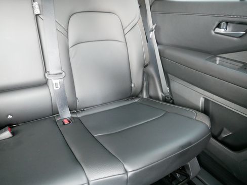 Certified 2025 Nissan Pathfinder SL AWD/4WD image 14