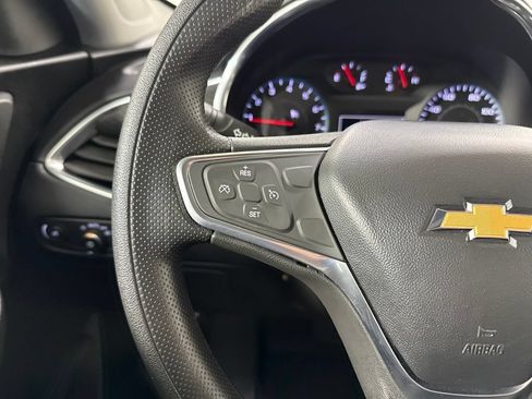 Used 2021 Chevrolet Malibu LT FWD image 21
