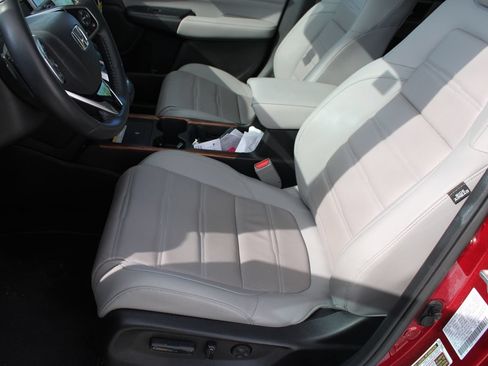 Used 2022 Honda CR-V Touring image 10