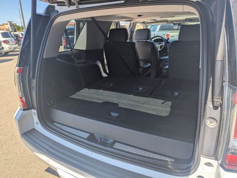 Used 2019 GMC Yukon SLT AWD/4WD image 31