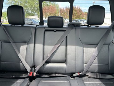 Used 2025 Ford F250 Lariat w/ Lariat Ultimate Package AWD/4WD image 13