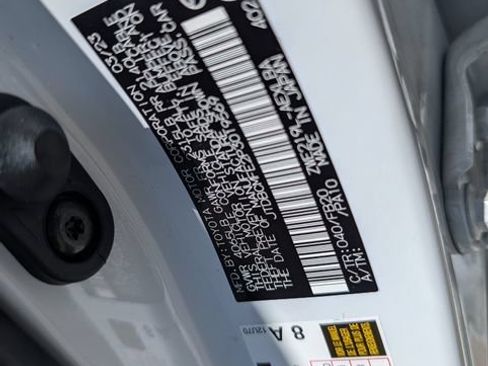 Certified 2023 Toyota Corolla LE FWD image 34