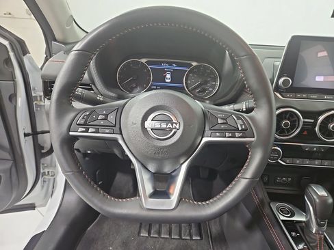 Certified 2025 Nissan Sentra SR w/ SR Premium Package FWD image 16