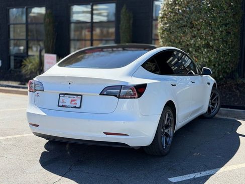 Used 2021 Tesla Model 3 Standard Range Plus image 12