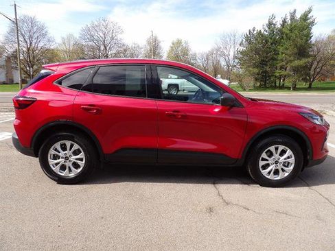 Used 2025 Ford Escape Active w/ Cold Weather Package AWD/4WD image 6