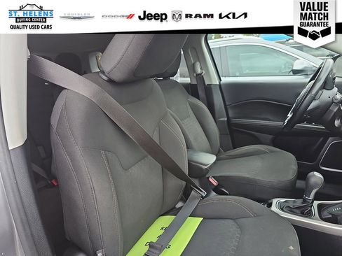 Used 2020 Jeep Compass Sport w/ Cold Weather Group AWD/4WD image 17