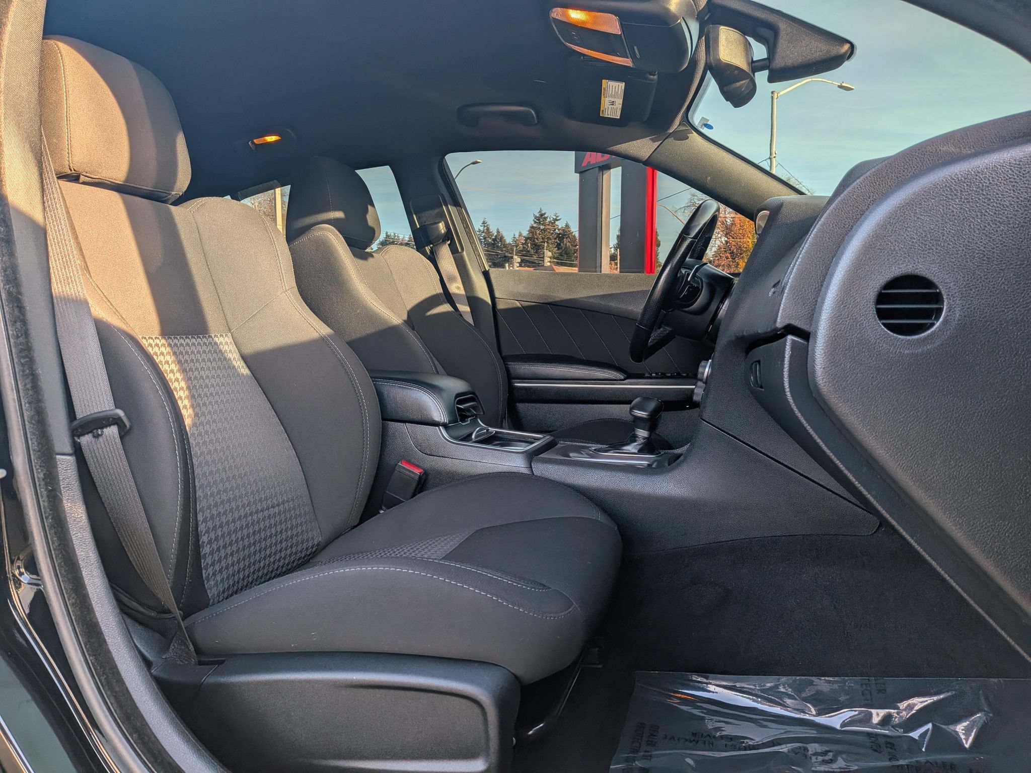 Used 2022 Dodge Charger R/T w/ Driver Convenience Group RWD image 7