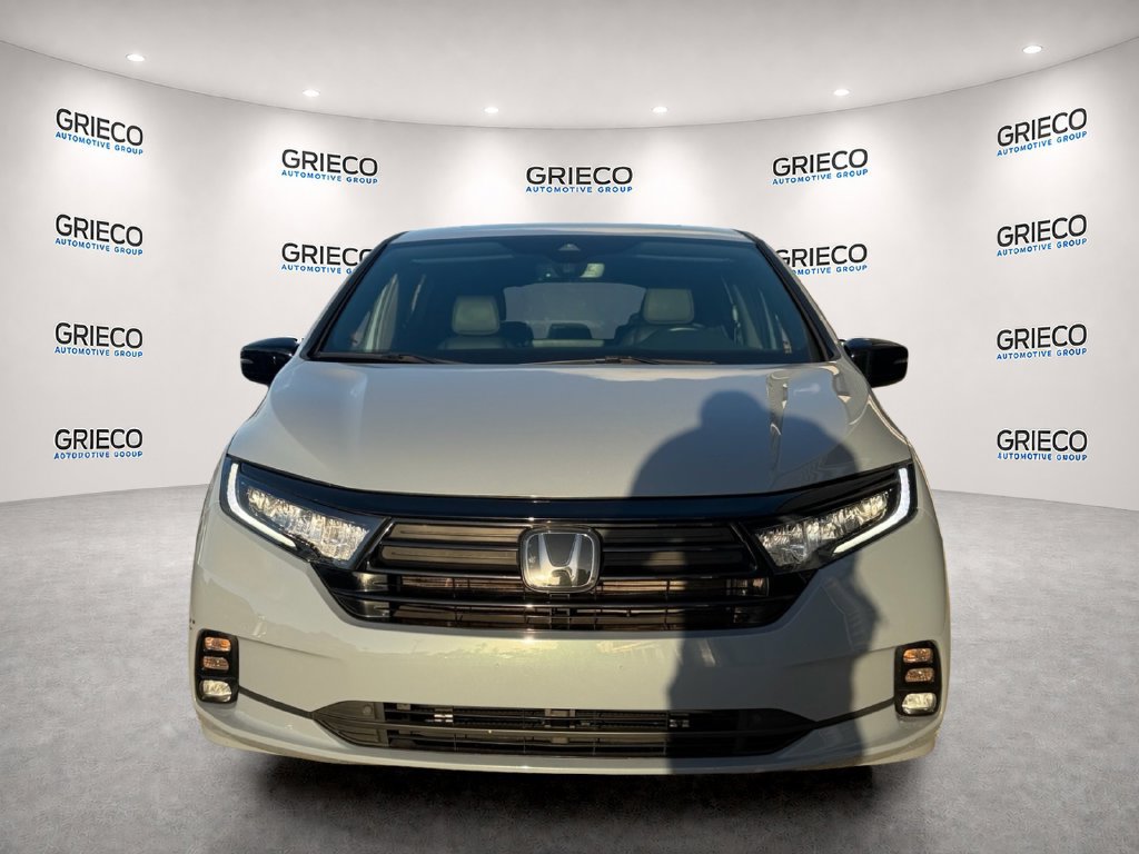 Used 2024 Honda Odyssey Sport image 2