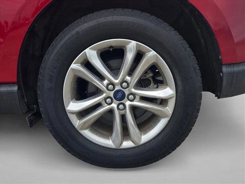 Used 2015 Ford Edge SEL w/ Equipment Group 201A AWD/4WD image 10