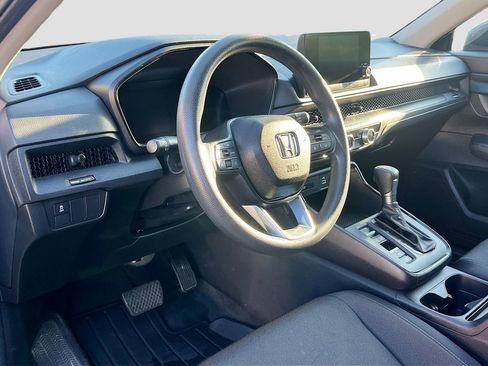 Used 2024 Honda CR-V LX image 9