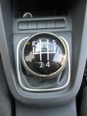Used 2011 Volkswagen Jetta Sedan FWD image 19