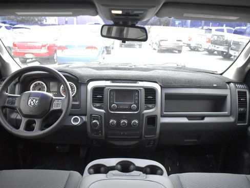 Used 2015 RAM 1500 Express image 11