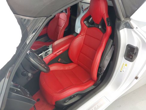 Used 2015 Chevrolet Corvette Stingray Convertible w/ 3LT Preferred Equipment Group RWD image 22