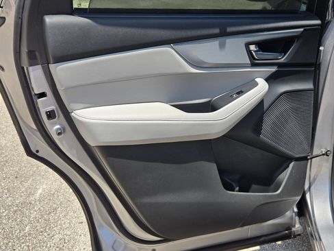 Used 2024 Acura MDX SH-AWD w/ Technology Package image 16