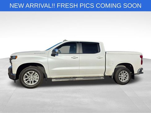 Used 2021 Chevrolet Silverado 1500 LT image 3