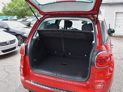 Used 2014 FIAT 500L Lounge FWD image 11