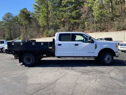 Used 2020 Ford F350 XLT image 2