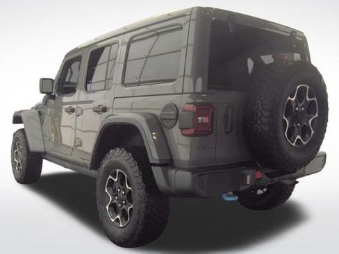 Used 2022 Jeep Wrangler Unlimited Rubicon 4xe w/ Cold Weather Group AWD/4WD image 11