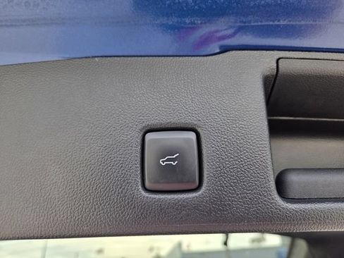 Used 2023 Ford Escape Active AWD/4WD image 11