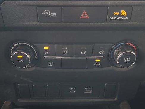 Used 2024 Nissan Frontier SV AWD/4WD image 17