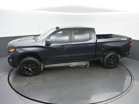 Used 2022 Chevrolet Silverado 1500 Custom Trail Boss w/ LPO, Dark Essentials Package AWD/4WD image 35