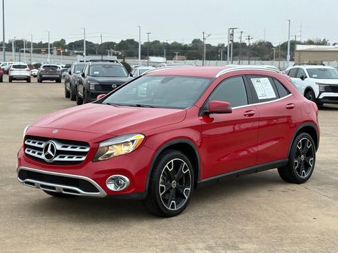 Used 2018 Mercedes-Benz GLA 250 image 3