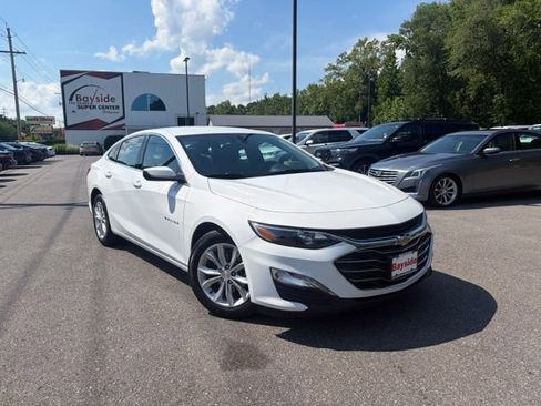 Used 2024 Chevrolet Malibu LT FWD image 2