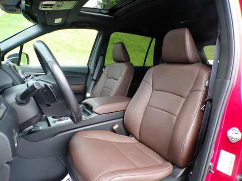 Used 2024 Honda Passport EX-L image 13