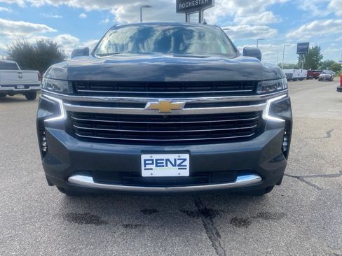 Used 2021 Chevrolet Suburban LT w/ Luxury Package AWD/4WD image 24