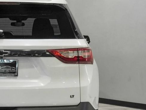 Used 2020 Chevrolet Traverse LT FWD image 47