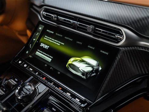 New 2026 Aston Martin V8 Vantage Coupe image 25