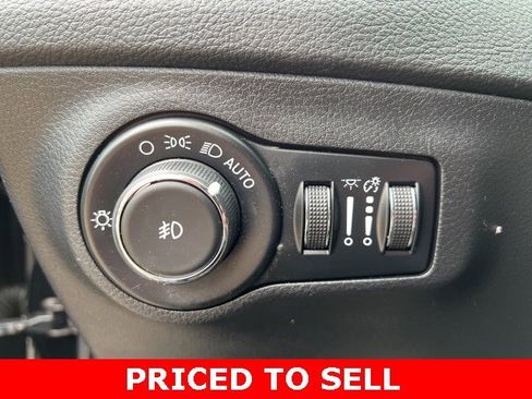 Certified 2019 Jeep Compass Altitude image 17