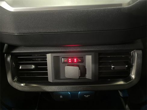 New 2025 Ford F150 Platinum w/ Equipment Group 702A High image 36