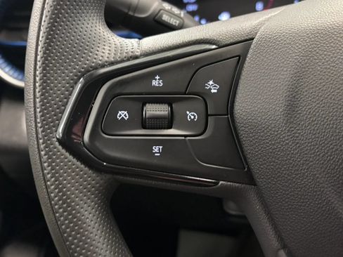 Used 2025 Chevrolet Trax LS w/ LS Convenience Package FWD image 46