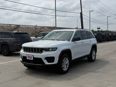 New 2026 Jeep Grand Cherokee L Summit AWD/4WD image 18