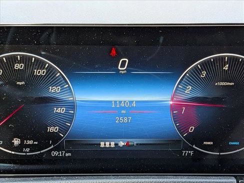 Used 2026 Mercedes-Benz GLB 250 image 10