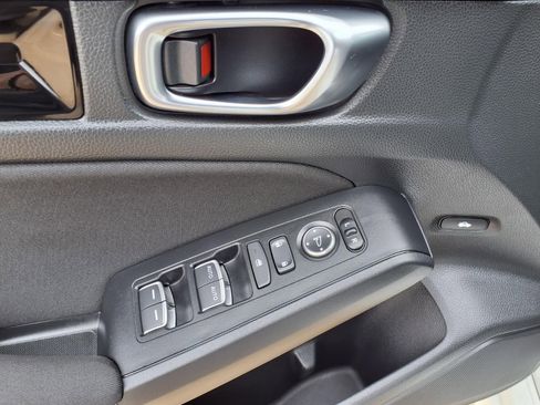 Used 2025 Honda Civic Sport image 22