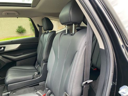 Used 2024 Acura MDX SH-AWD w/ Technology Package image 39